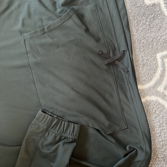 Zella Performance Hoodie Women’s Green large - Picture 5 of 6